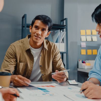 Ilustrasi ruang lingkup pekerjaan Gen Z